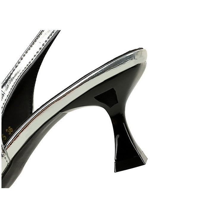 
                  
                    3-D Flower Pointy Toe Patent Leather High Heels
                  
                
