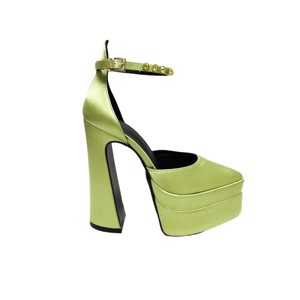 Closed Round Toe Platform Heels