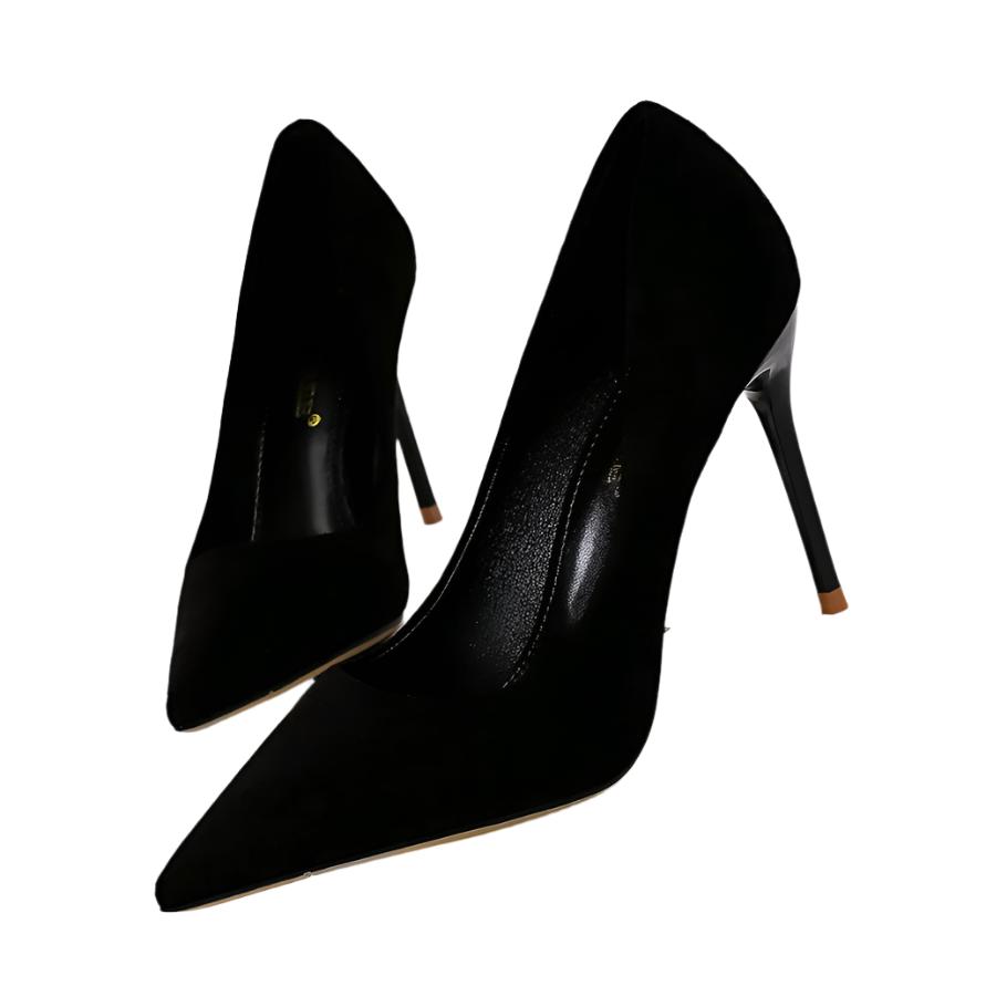 
                  
                    Suede Pointed Pumps
                  
                